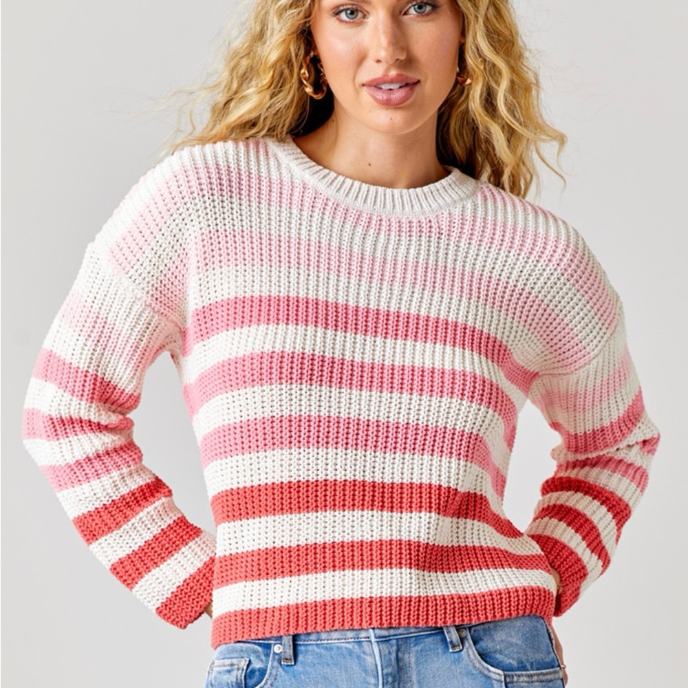 Francesca's Collections Pink and Red Gradient Crew Neck Sweater